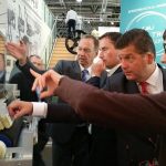 Rolf Semmler und Joseph Steingraeber von Enulec erklären die ESA 1000