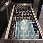 Eine Anlage von Flexo Wash für das Auswaschen von Flexodruckplatten