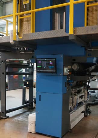 Highly inventive upstream and downstream printing and converting units offer unique configuration options for SOMA's Optima2 CI flexo press