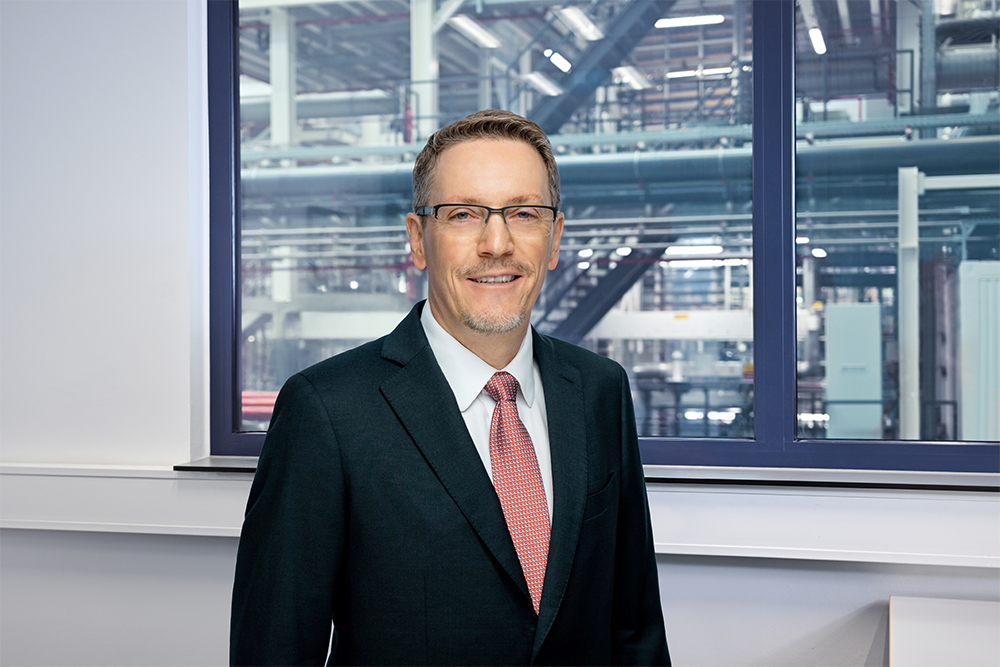 Neuer CEO bei SÜDPACK: Thorsten Seehars übernimmt Führung für Zukunftsstrategie 2030