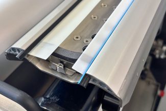 Effizienz im Wellpappen-Flexodruck: Wie Edelstahl-Kammerrakelsysteme Prozesse stabilisieren und Kosten senken